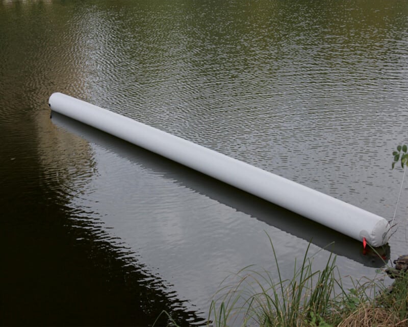 Barrage antipollution gonflable et etanche