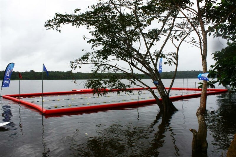 Terrain gonflable de natation / Water-polo