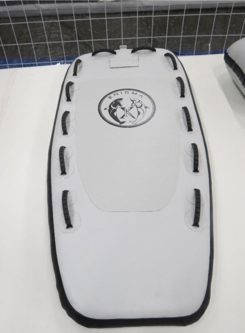 Planche de secours pour yacht