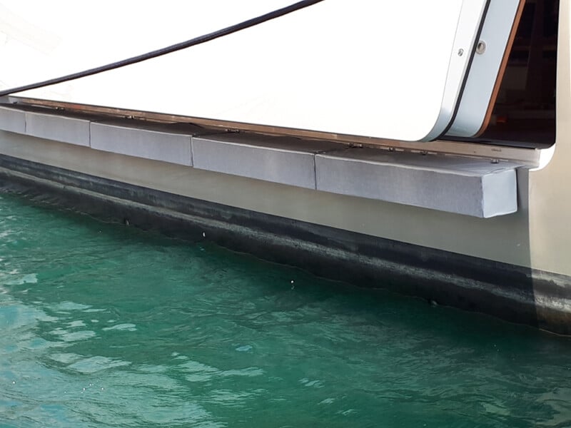 PARE BATTAGES YACHT
