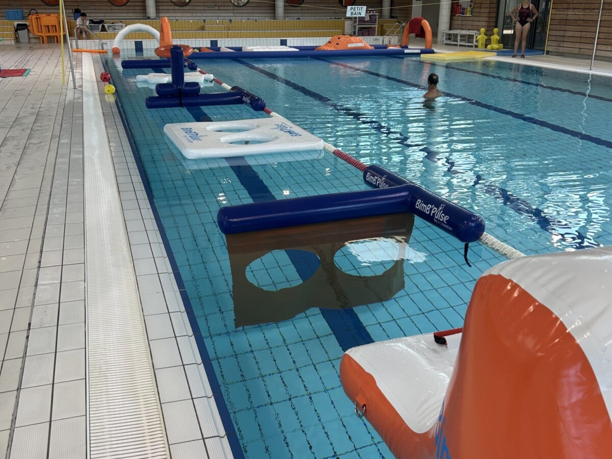 Pédagogie : parcours pédagogique modulable gonflable pour apprendre la nage Modular inflatable course