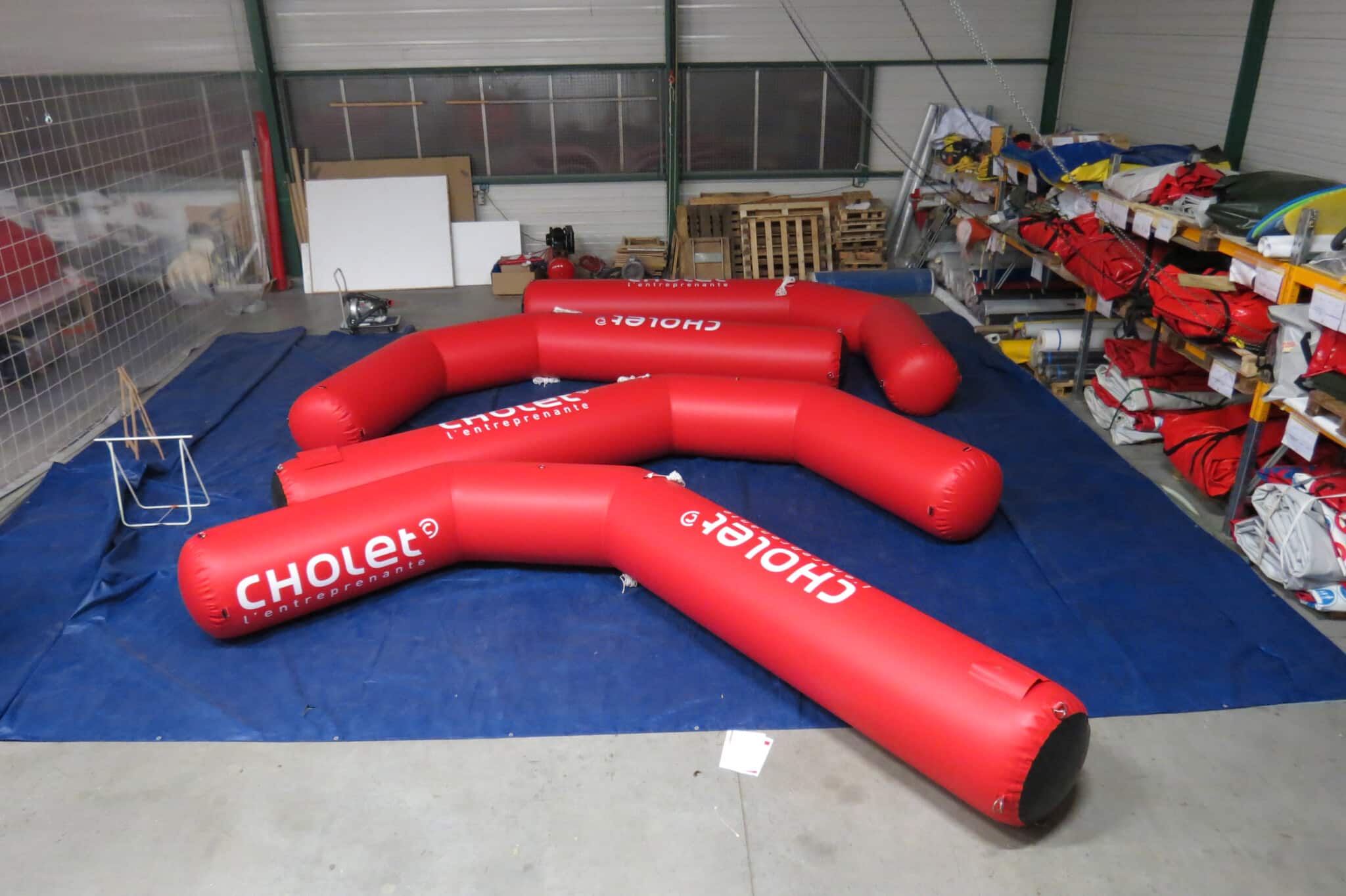 Inflatable totem Potence gonflable transformable en arche et delimitation de terrain 3 en 1